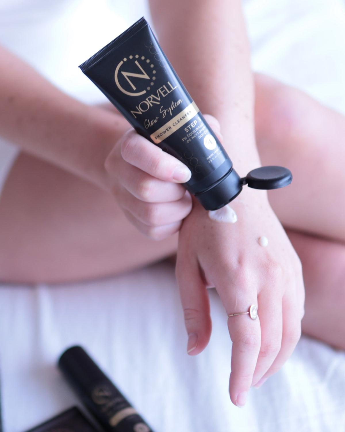 glow system shower cleanser to protect your tan from early fading